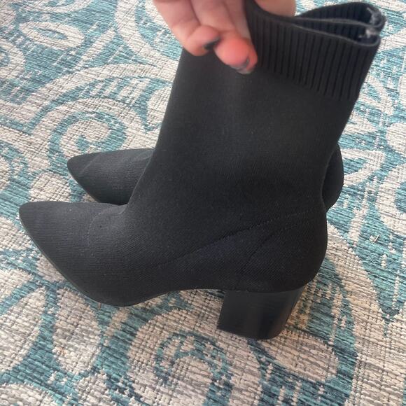 Aldo Women's Black Knit Pointed-Toe Ankle Boots with Block Heel - Size US 7.5 - Picture 2 of 12